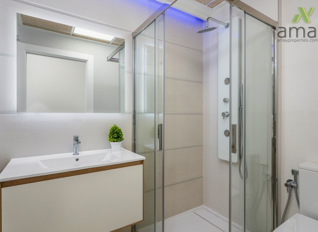 Resale - Bungalow - Torrevieja - Torrevieja - Los Balcones