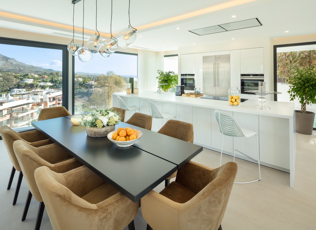 Resale - Villa - Benahavis - La Quinta