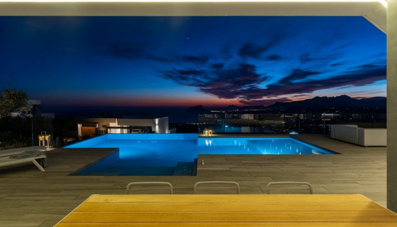 New Construction - Villa - Cumbre del Sol