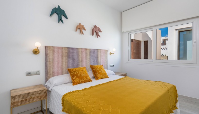 Reventa - Chalet / Villa - Los Montesinos - La Herrada