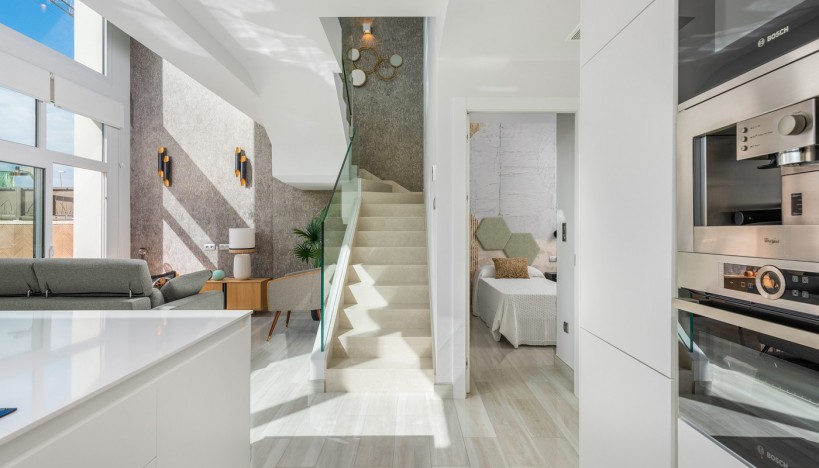 Reventa - Chalet / Villa - Los Montesinos - La Herrada