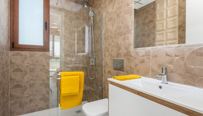 Neue Gebäude - Villa - Vera